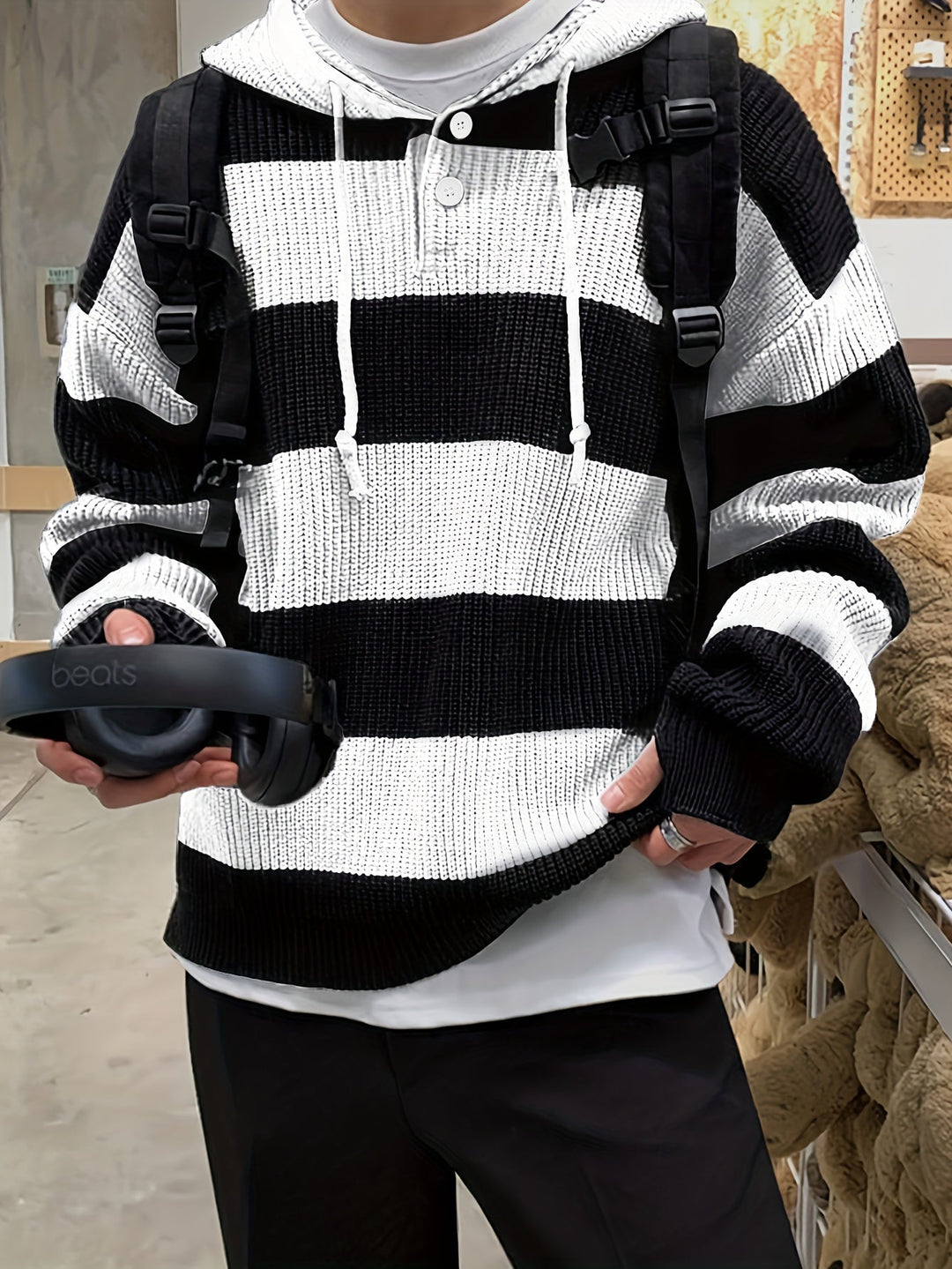 Tenzin - هودي كبير الحجم مخطط ومحبوك