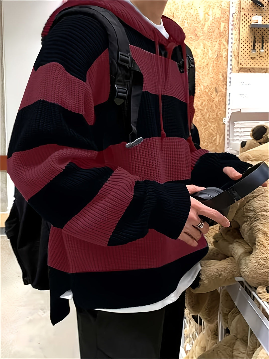 Tenzin - هودي كبير الحجم مخطط ومحبوك