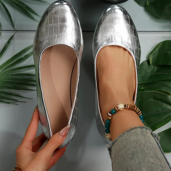 Zatia - حذاء بكعب عريض من الجلد القابل للتنفس